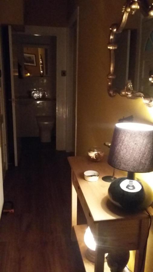Edinburgh Two Bedroom Apartment With Free Side Street Parking 24 Hours Zewnętrze zdjęcie
